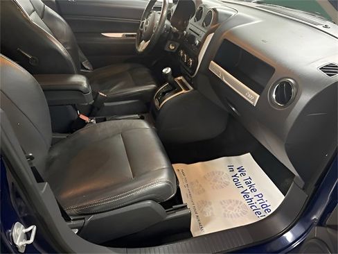 Used 2017 Jeep Compass High Altitude image 23