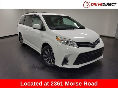 Used 2020 Toyota Sienna LE image 1