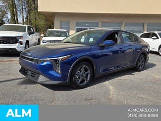 Used 2025 Kia K4 LXS video 1