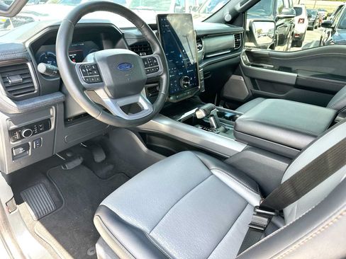 Used 2025 Ford F150 Lightning Lariat AWD/4WD image 18