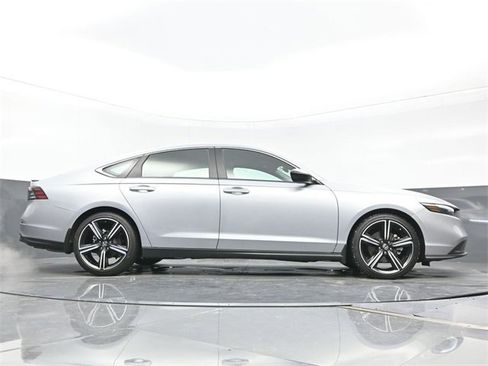 Certified 2024 Honda Accord Sport image 27