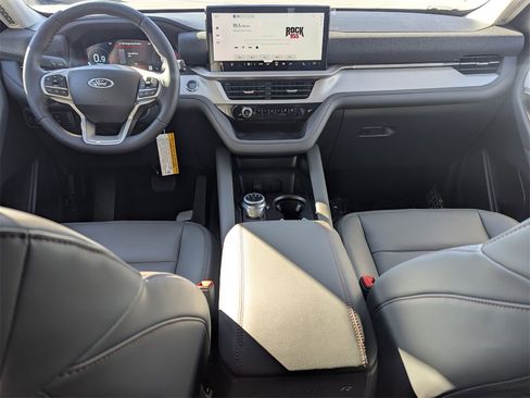 New 2026 Ford Explorer Active w/ Active Comfort Package image 15