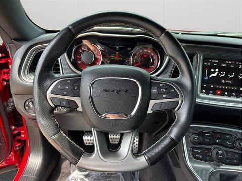 Used 2016 Dodge Challenger SRT Hellcat RWD image 25