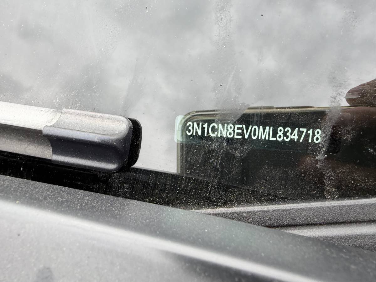 Used 2021 Nissan Versa SV FWD image 16