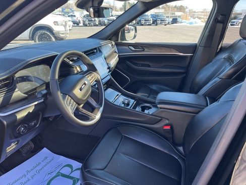 New 2026 Jeep Grand Cherokee Limited image 2