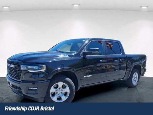 Used 2025 RAM 1500 Big Horn AWD/4WD image 1