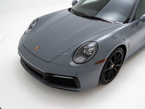 Used 2024 Porsche 911 Carrera w/ Premium Package image 21