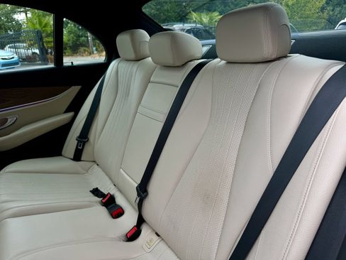Used 2017 Mercedes-Benz E 300 image 16
