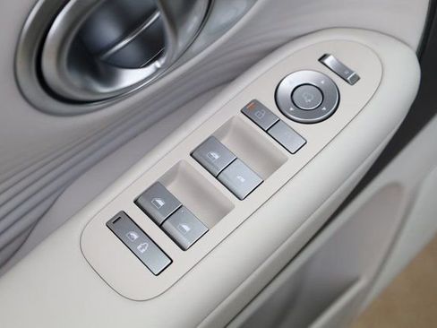 New 2026 Hyundai Ioniq 9 SEL image 13