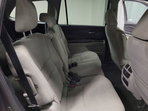 Used 2020 Honda Pilot LX image 23