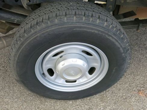 Used 2021 Ford F350 XL w/ Camper Package image 34