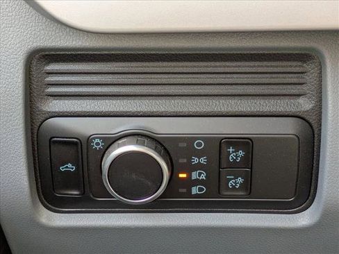 Used 2025 Ford F250 XL image 15