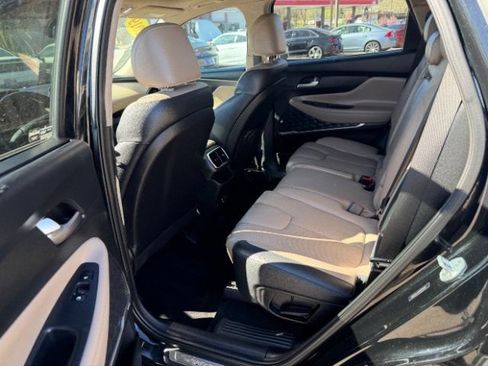 Used 2019 Hyundai Santa Fe FWD image 18