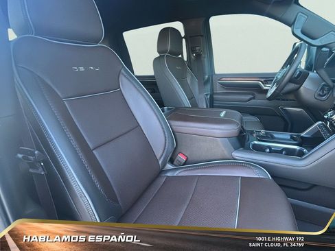 Used 2025 GMC Sierra 2500 Denali image 34