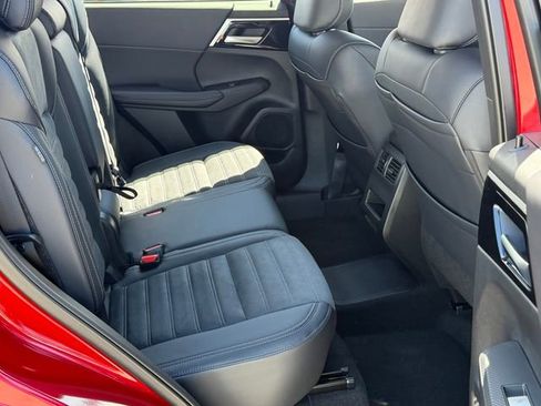 New 2026 Nissan Rogue SL AWD/4WD image 25
