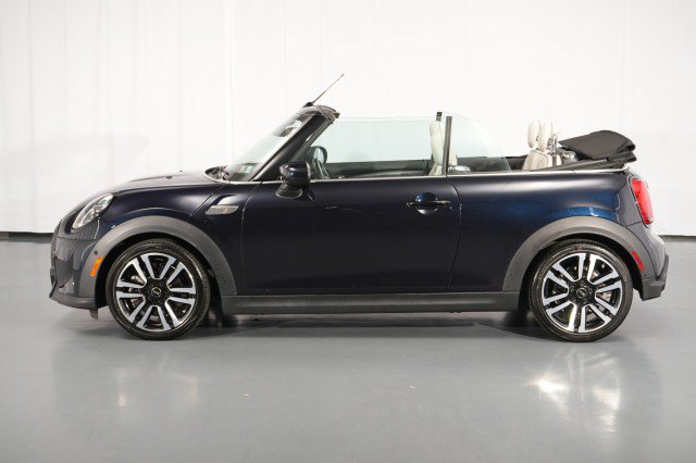 Used 2024 MINI Cooper S FWD image 3