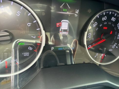 Used 2021 Toyota RAV4 XLE Premium FWD image 10