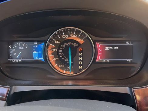 Used 2012 Ford Edge Limited w/ Driver Entry Pkg image 16