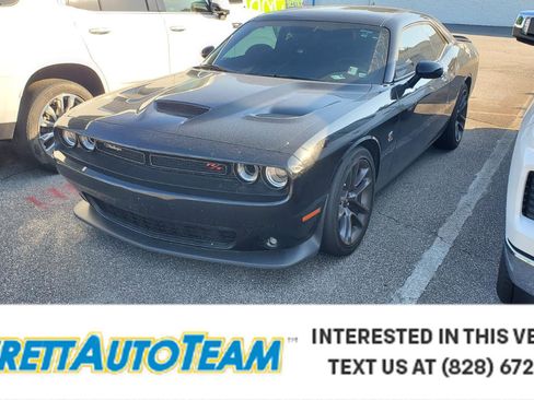 Used 2023 Dodge Challenger R/T Scat Pack RWD image 1