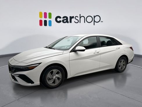 Used 2024 Hyundai Elantra SE FWD image 1