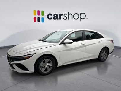 Used 2024 Hyundai Elantra SE