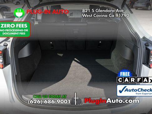 Used 2021 Tesla Model Y Long Range AWD/4WD image 12