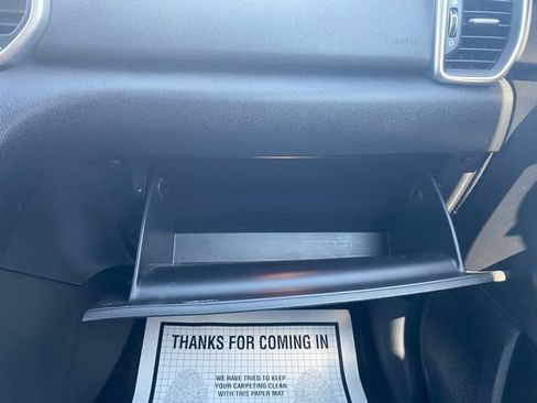 Used 2020 Kia Sportage LX image 31