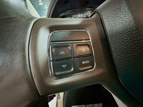 Used 2012 RAM 1500 Big Horn image 31