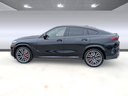 New 2026 BMW X6 xDrive40i w/ Executive Package image 2