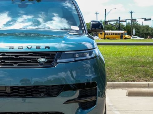 New 2026 Land Rover Range Rover Sport SE AWD/4WD image 54