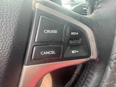 Used 2013 Hyundai Accent SE FWD image 18