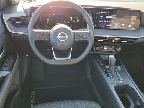New 2026 Nissan Kicks SV w/ SV Premium Package FWD image 7