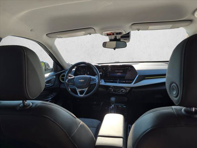 Used 2024 Chevrolet Trax LT w/ Driver Confidence Package FWD image 23