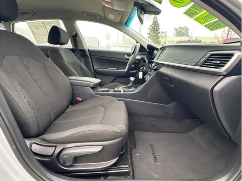 Used 2020 Kia Optima LX image 11