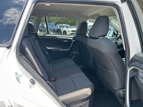 Used 2025 Toyota RAV4 XLE AWD/4WD image 42