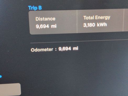 Used 2024 Tesla Model X Plaid image 22