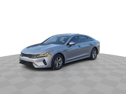 Used 2021 Kia K5 LXS FWD image 4