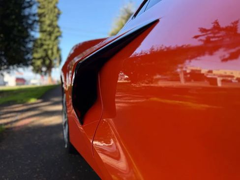 Used 2020 Chevrolet Corvette Stingray Preferred Cpe w/ 2LT Preferred Equipment Group image 25