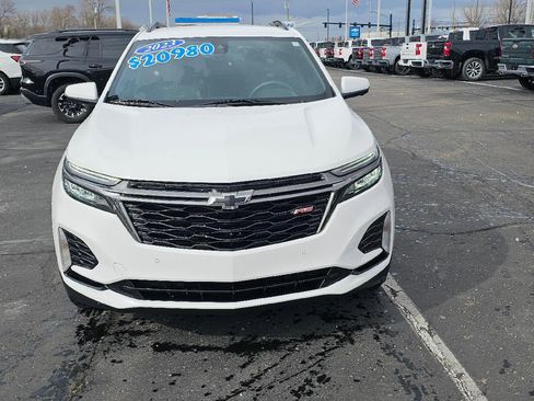 Used 2023 Chevrolet Equinox RS image 2