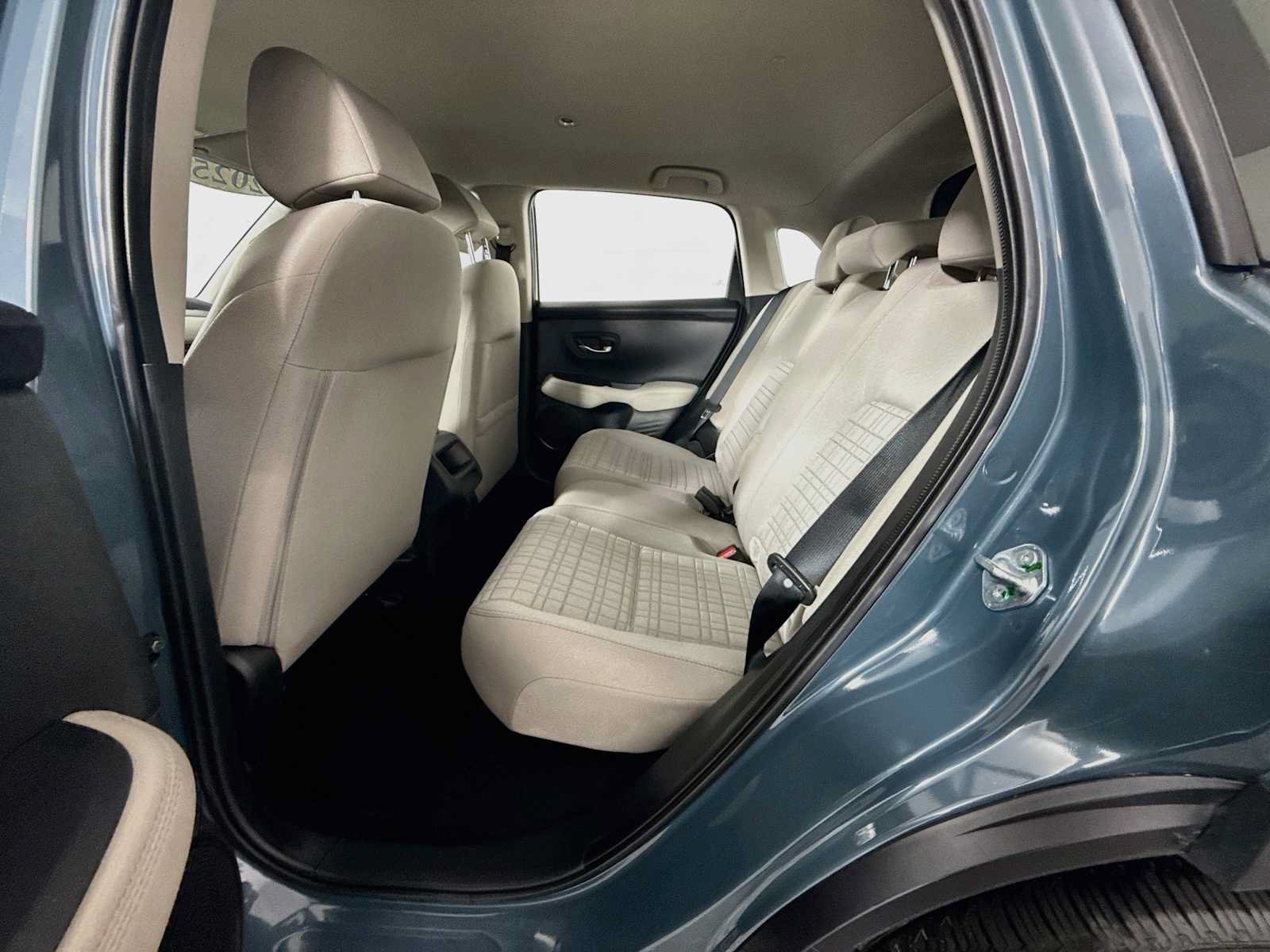 Used 2025 Honda HR-V LX image 22