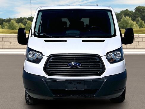 Used 2016 Ford Transit 150 XL image 3