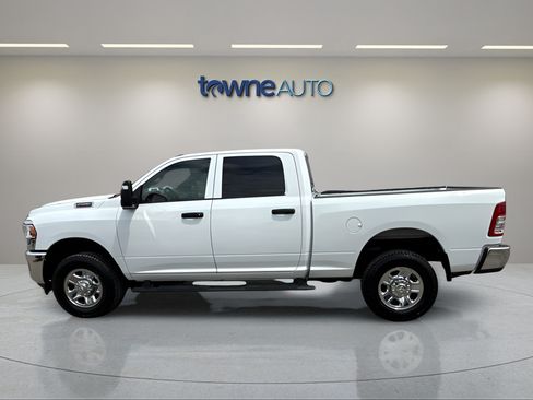Used 2024 RAM 2500 Tradesman w/ Chrome Appearance Group AWD/4WD image 2