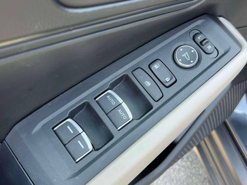 Used 2023 Honda Accord LX image 17