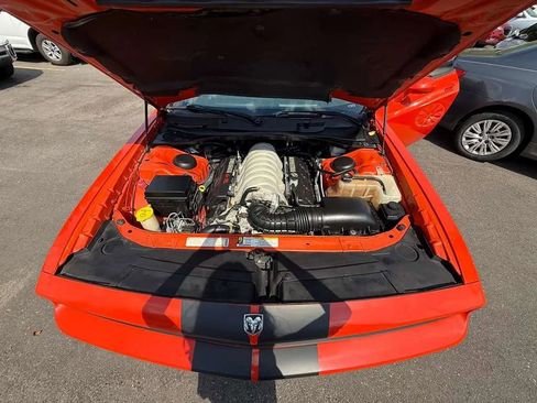 Used 2010 Dodge Challenger SRT8 w/ SRT Option Group II RWD image 21