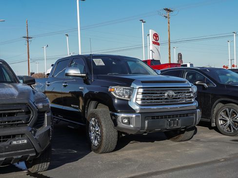 Used 2018 Toyota Tundra Limited w/ Limited Premium Package image 2