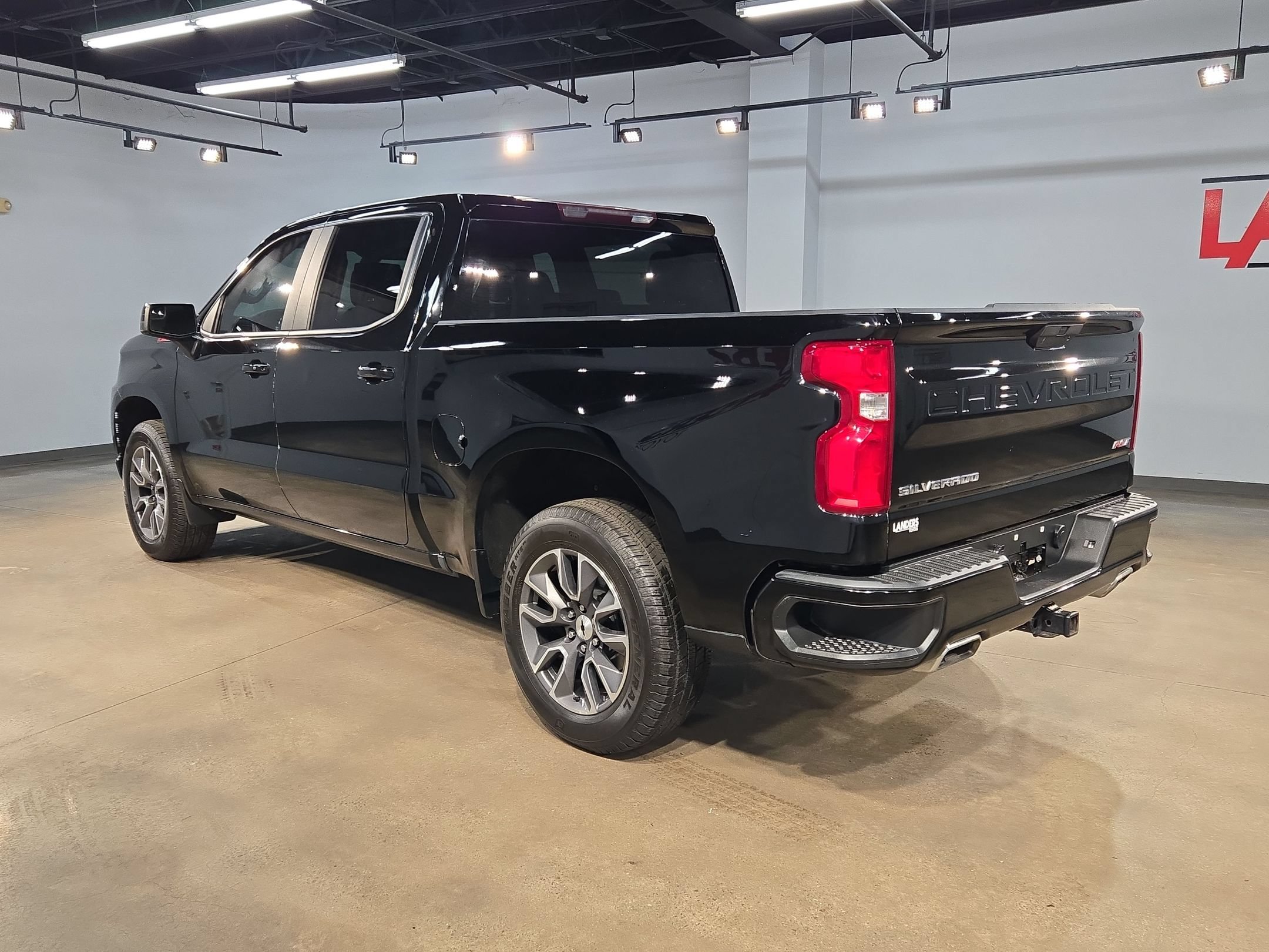 Used 2021 Chevrolet Silverado 1500 RST AWD/4WD image 5