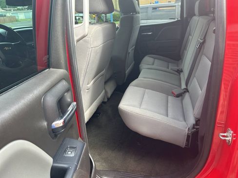 Used 2017 Chevrolet Silverado 1500 Custom w/ Custom Convenience Package AWD/4WD image 11