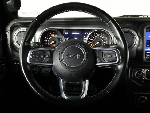 Used 2020 Jeep Wrangler Unlimited Sahara w/ Uconnect 4C Nav & Sound Group image 28