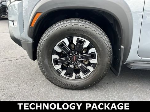 Used 2024 Nissan Frontier Pro-X w/ Technology Package image 9