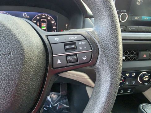 Certified 2023 Honda Accord EX image 20